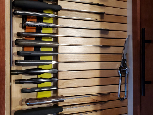 Customized Wooden Knife Block