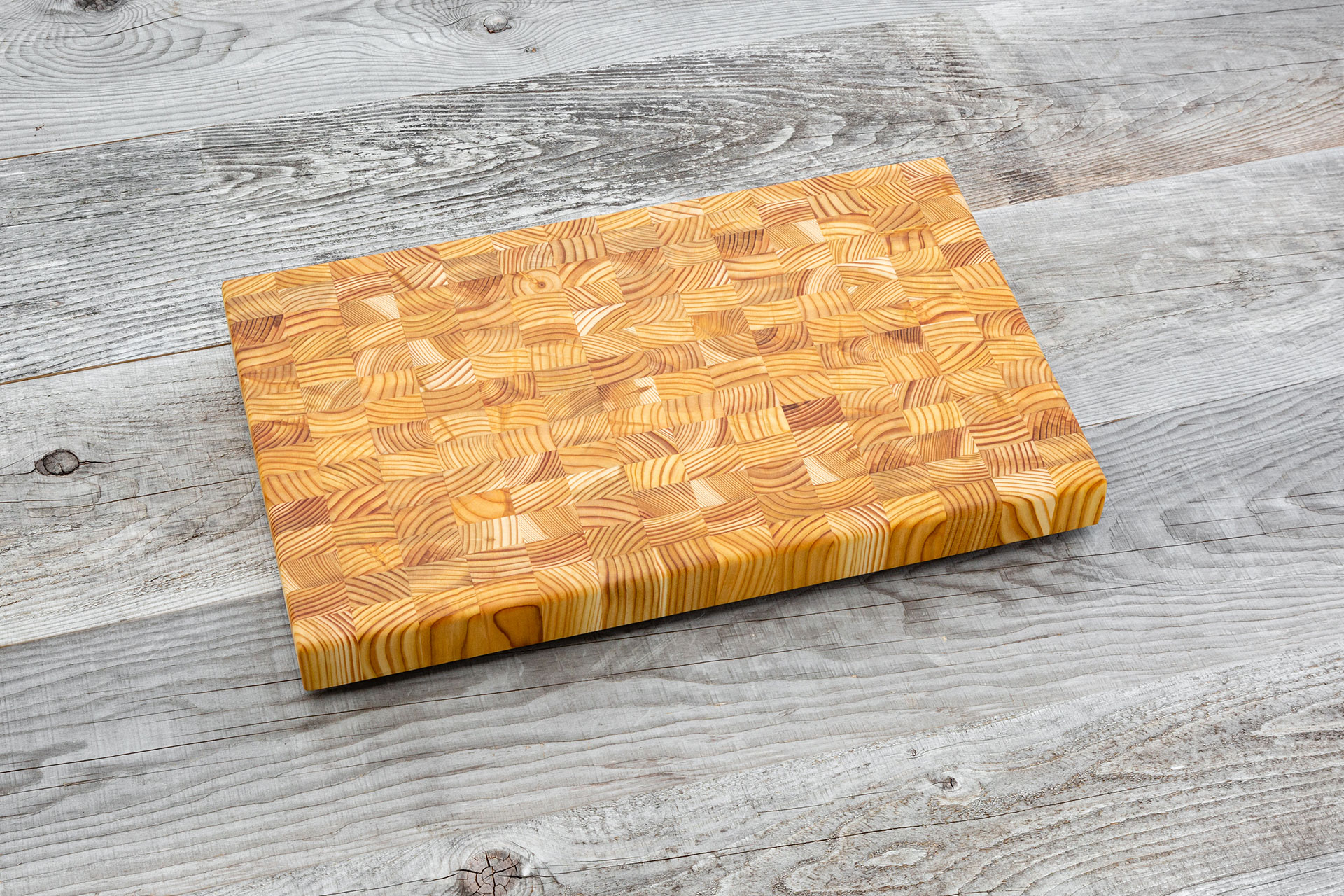 Random design small cutting board